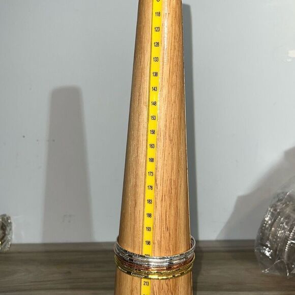 Bangle Stack Set Of 8 Etched Bracelet Gold Silver Rose Gold Tone Sparkle Classic - Picture 5 of 6